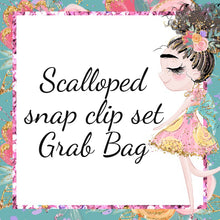 Load image into Gallery viewer, Scalloped Snap Clip Grab Bag
