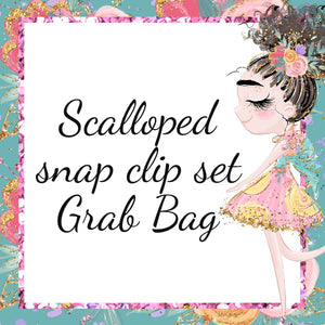 Scalloped Snap Clip Grab Bag